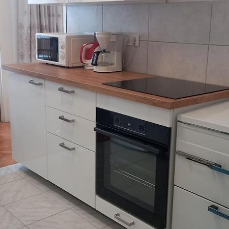 Apartment Tomislav Сен Екстериор снимка