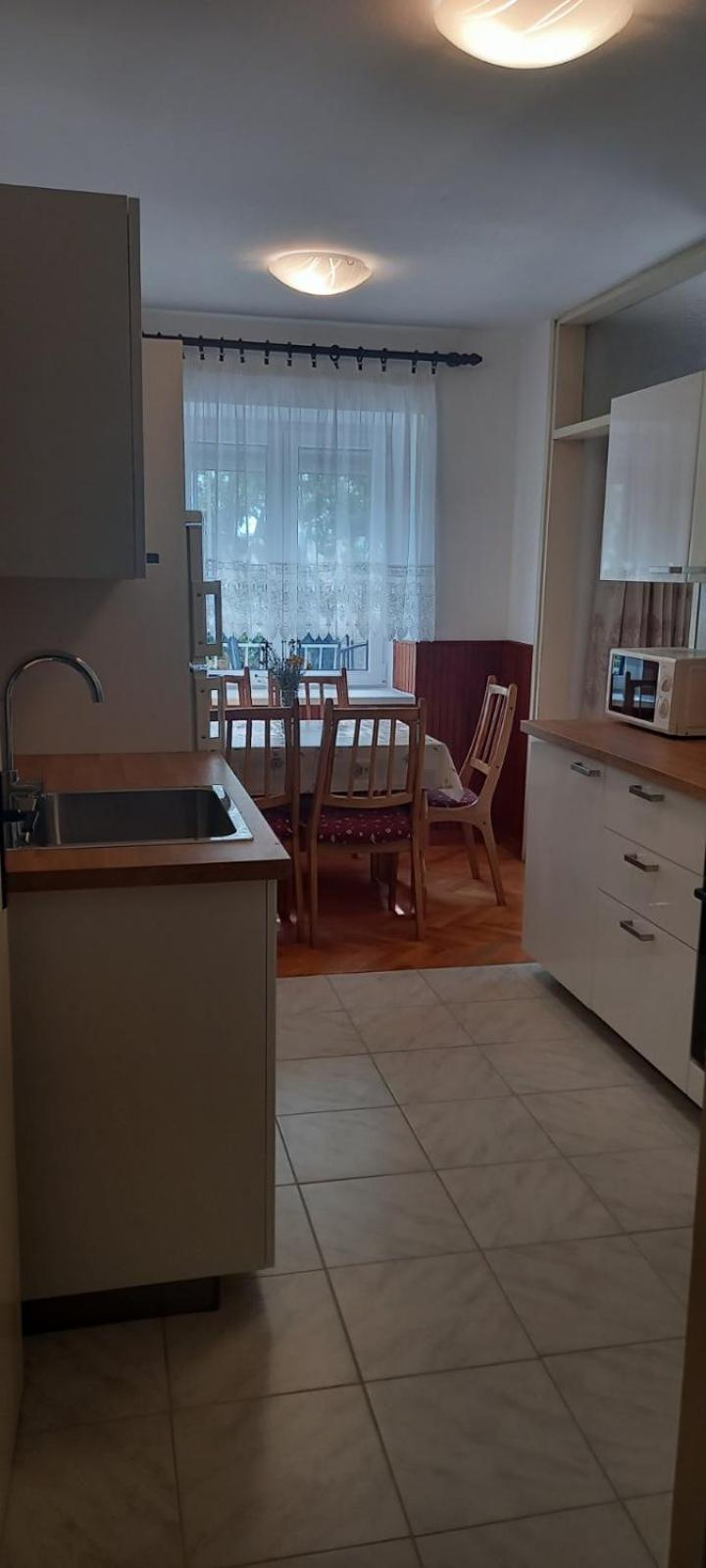 Apartment Tomislav Сен Екстериор снимка