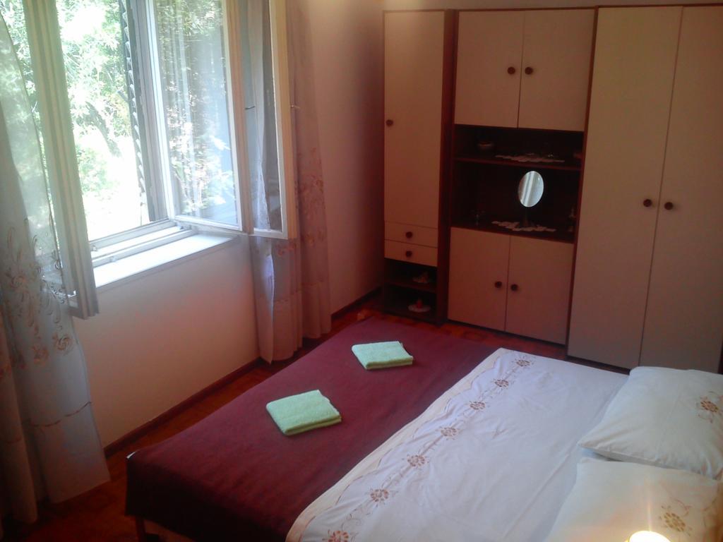 Apartment Tomislav Сен Стая снимка