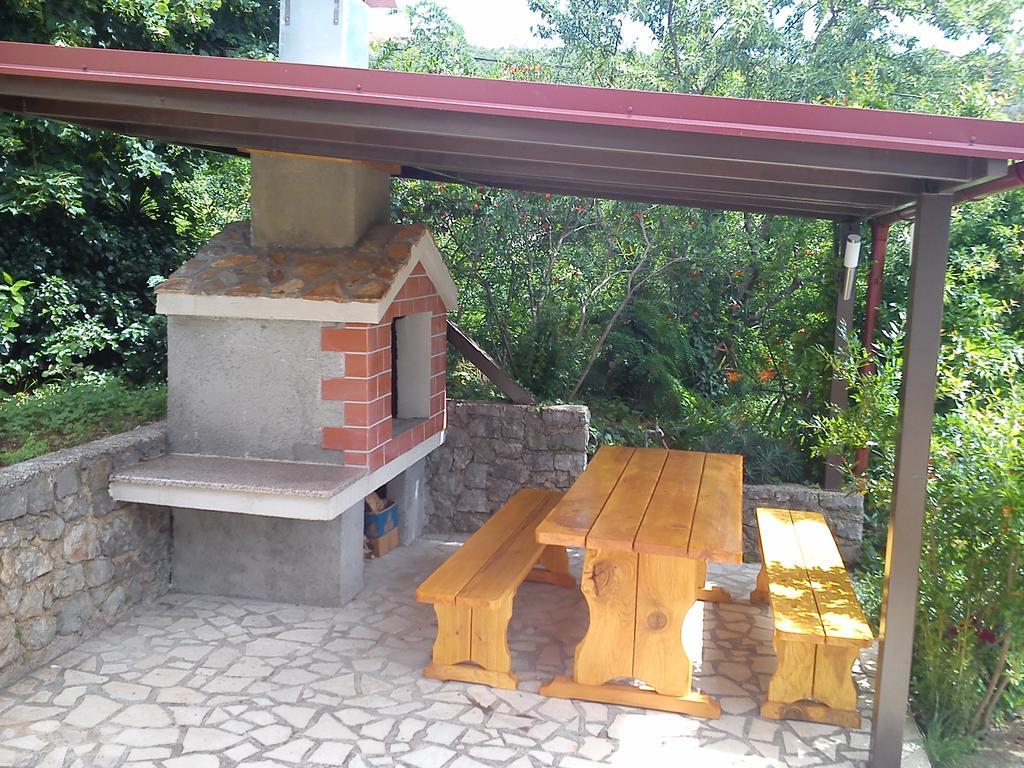 Apartment Tomislav Сен Екстериор снимка